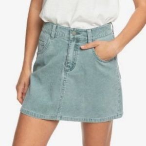 NWT ROXY Skirt